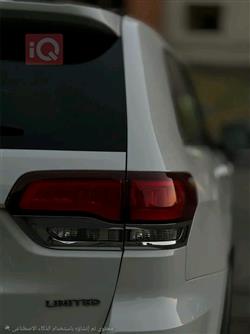 جیپ گراند شیرۆکی